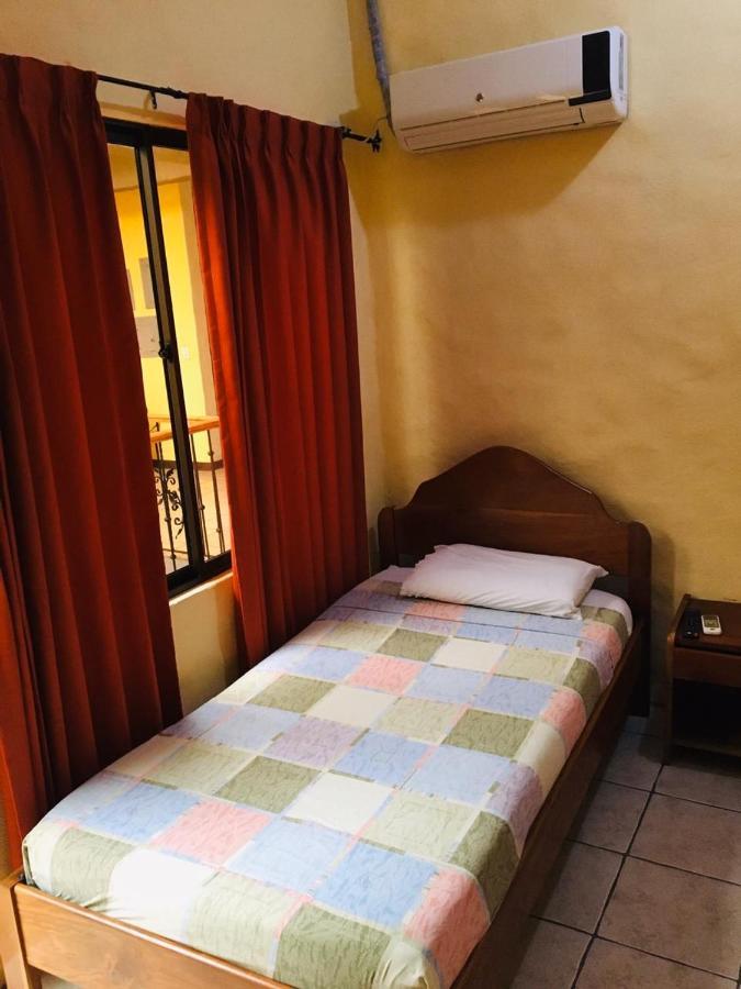 Hotel Casa Esmeralda Sámara Екстериор снимка